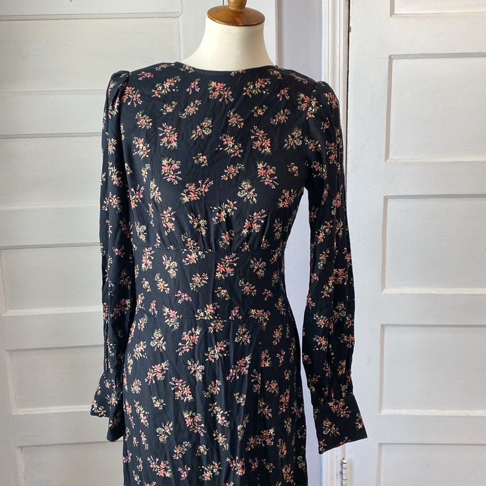 NWT AFRM Gilda Back Cutout Maxi Dress in Noir Bouquet, Size M - Picture 6 of 17